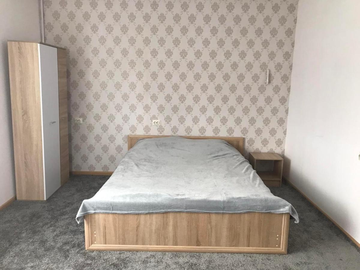 Apartment On Grushevskogo Kalush Екстериор снимка